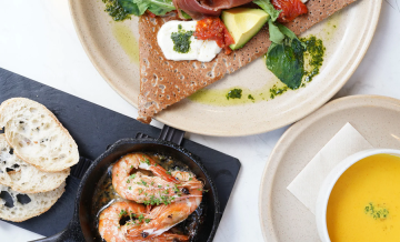 Sony FE 28-60mm f/4-5.6 Lens ( kitten kalan )