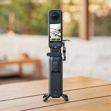 Insta360 FOMO Power Handle (X5 - X4 için)