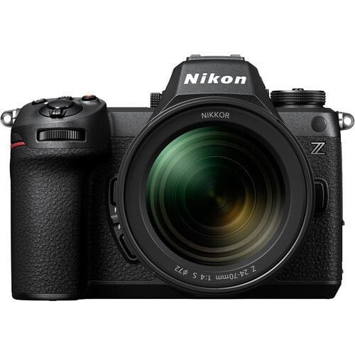 Nikon Z6 III 24-70mm f/4 S Lens