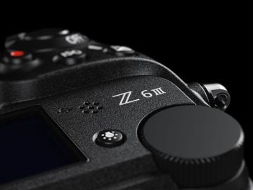 Nikon Z6 III 24-200mm f4.0-6.3 VR Lens