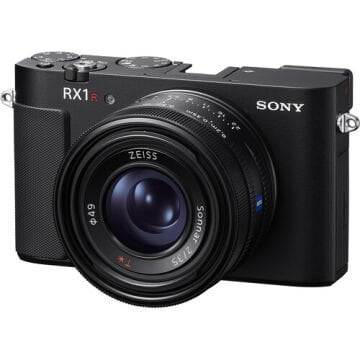 Sony RX1R III Dijital Fotoğraf Makinesi – Full Frame Sensör | Üst Düzey Görüntü Kalitesi ve Kompakt Tasarım