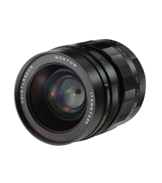 Voigtländer Nokton 17.5mm F0.95 MFT Mount Lens