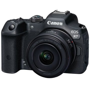 Canon EOS R7 RF 16mm f/2.8 STM Lens