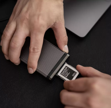 SanDisk 320GB PRO-CINEMA CFexpress Type B Hafıza Kartı