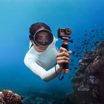 Insta360 Floating Hand Grip | Su Sporları ve Su Altı Çekimleri İçin El Tutamağı (Yeni Versiyon)