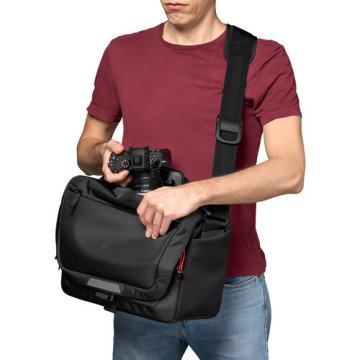 Manfrotto Advanced Messenger M II Camera Bag (Medium)