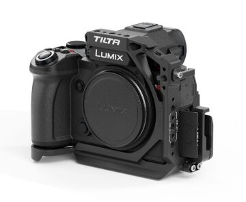 Tilta TA-T50-HCC-B Panasonic  S5 II/IIX için Yarım Kamera Kafesi