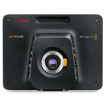 Blackmagic Studio Camera 4K 2