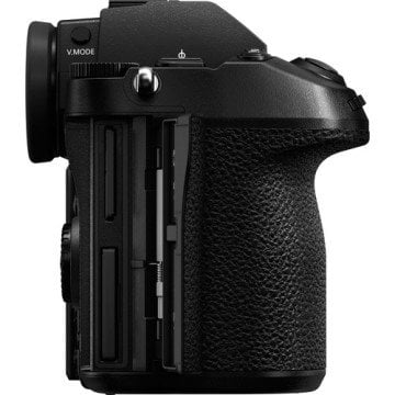 Panasonic Lumix DC-S1  Body