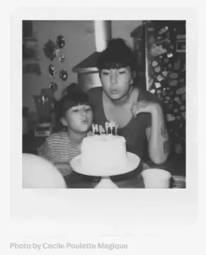 Polaroid B&W Film For I-Type 8'li Film (Siyah & Beyaz)