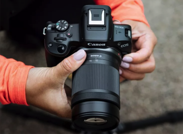 Canon RF-S 55-210mm f/5-7.1 IS STM Lens