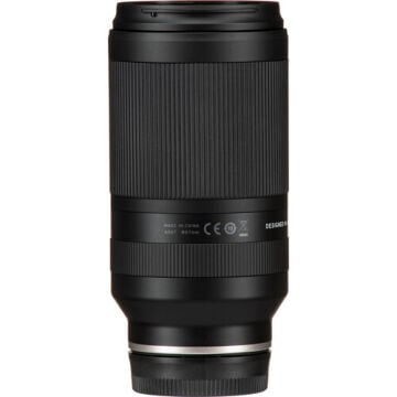 Tamron 70-300mm  F/4.5-6.3  DI III RXD Sony E Mount Full Frame Telefoto Lens (A047S)