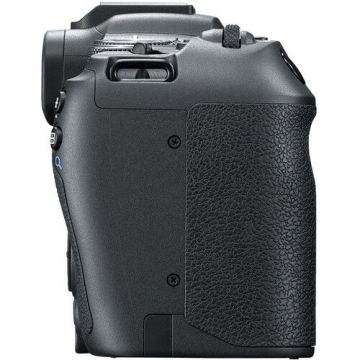 Canon EOS R8 Body + RF 24-105mm f/4-7.1 IS STM Lens