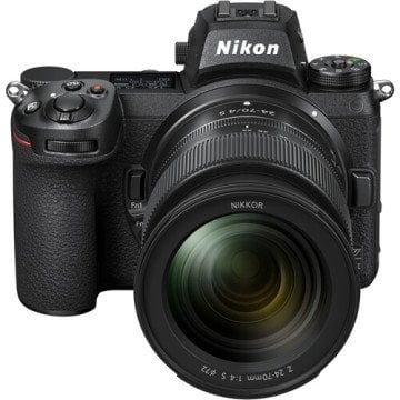 Nikon Z7 II Body + 24-70mm f/4 Lens + FTZ II Adaptör (16.700 TL Geri Ödeme)