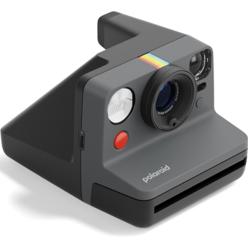Polaroid Now Gen 3 i-Type Instant Kamera (Black) + 8'li Color Film Bundle