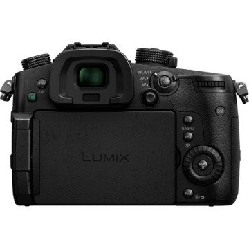 Panasonic Lumix GH5 Fotoğraf Makinesi (Body)