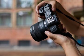 Canon RF 45mm f/1.2 STM Lens