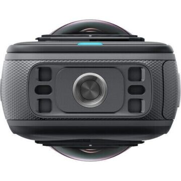 Insta360 X5 Motorcycle Bundle (1TB Hafıza Kartı Dahil)