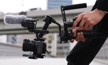 Sony FE PZ 16-35mm f/4 G Lens