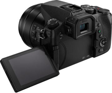 Panasonic Lumix DMC-FZ2000 Fotoğraf Makinesi