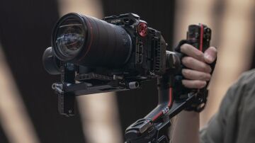 Tilta TA-T32-A-B Canon R5C için Kamera Kafes Kiti