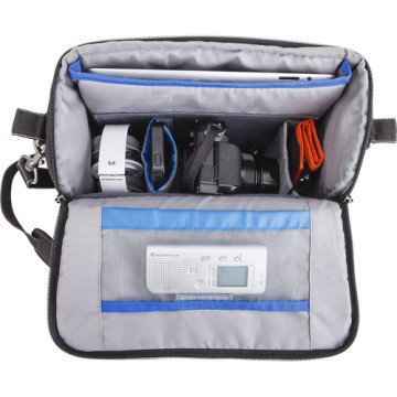 Think Tank Photo Mirrorless Mover 30i Pewter