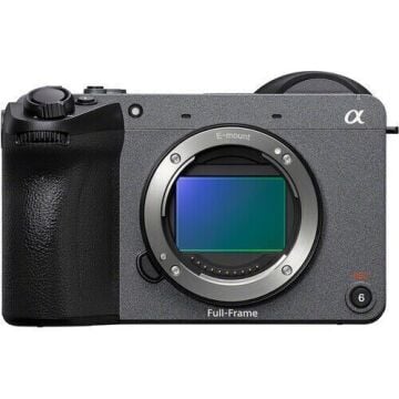 Sony FX2 Body + Sony FE 35mm f/1.4 GM Lensli Kit