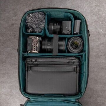 PGYTECH OneMo 2 Backpack (Gray Camo, 25L) – Profesyonel Kamera & Drone Sırt Çantası