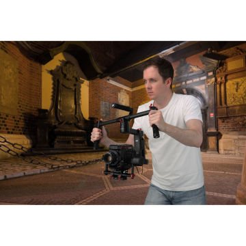 Panasonic AU-EVA1 Kompakt 5.7K Süper 35mm Kamera