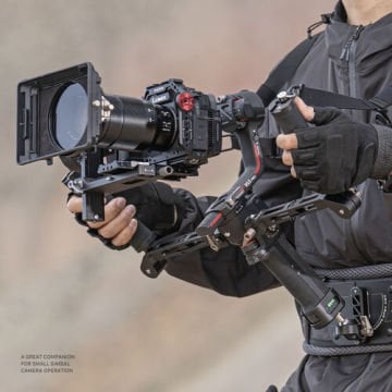 Tilta  Lightweight Dual Handle Gimbal Support System GSS-T04-DHB2