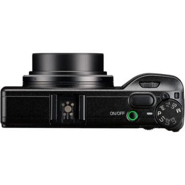 Ricoh GR IV Dijital Fotoğraf Makinesi