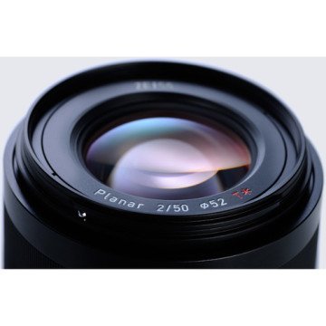 Zeiss Loxia 50mm f/2 Lens (Sony E)