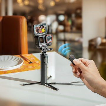 Insta360 Mini 2-in-1 Tripod 2.0 Remote Kit CINSEAVJ