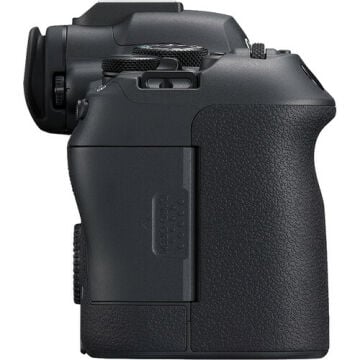 Canon EOS R6 Mark II + 24-105mm f/4-7.1 IS STM Lens