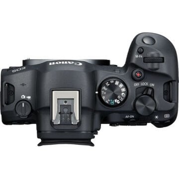 Canon EOS R6 Mark II RF 24-105mm f/4 L IS USM Lens