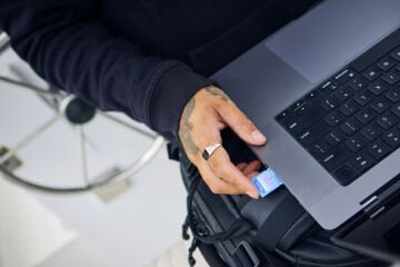 SanDisk 128GB Creator Series 280MB/s V60 UHS-II SDXC Hafıza Kartı SDSDXEP-128G-GNCIS