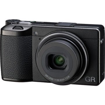Ricoh GR III HDF Dijital Fotoğraf Makinesi